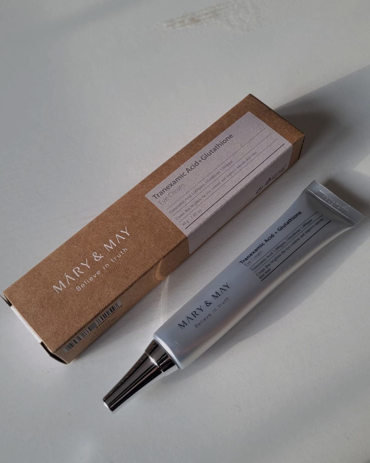 كريم العين بحمض الترانيكساميك والغلوتاثيون من ماري آند ماي - 30 جم